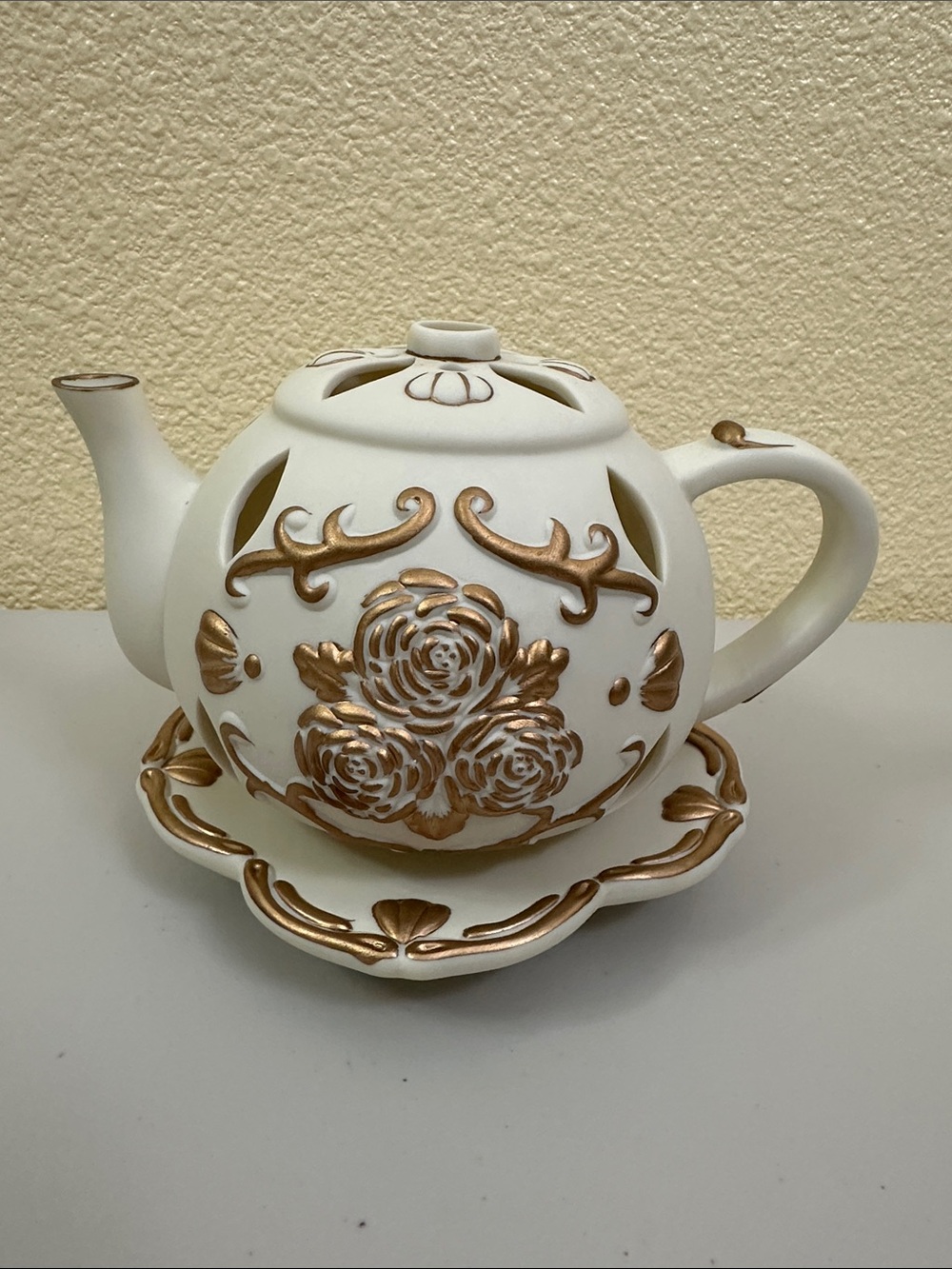 PartyLite Cream and Gold Ceramic Teapot Candle Holder